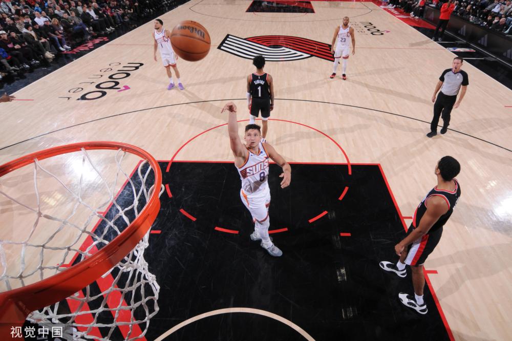 的中场逼抢 的中场逼抢